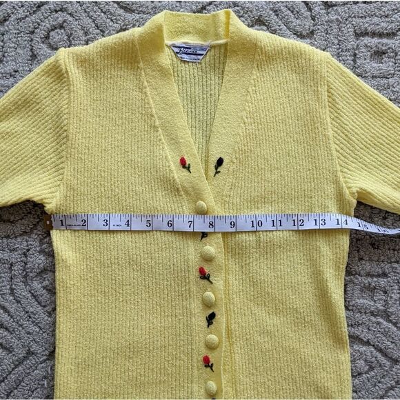 Vintage Y2K Ribbed embroidered yellow shirt top buttons Small XS @F1 - Picture 5 of 8